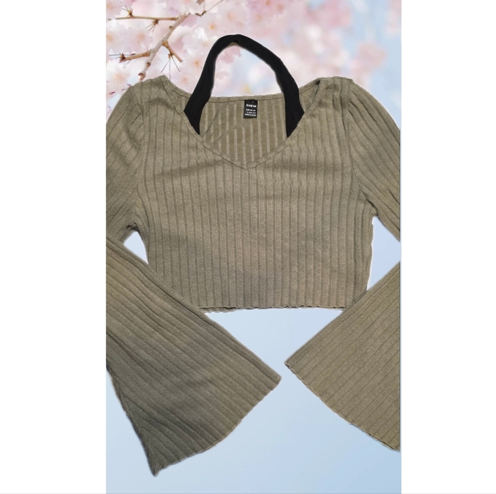 SHEIN Khaki Ribbed Crop Top with Black Halter Straps And Bell Sleeves